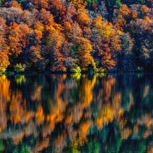 photographie du lac Pavin en automne en décoration, photographie d'art.