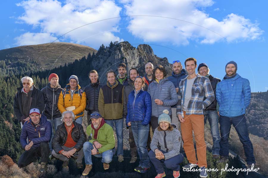 photographie de l’équipe du groupement auvergn’attitude, Auvergne photographie de l'équipe Auvergne Attitude, groupement de professionnels de la randonnée et de la montagne