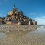photographie Mont-Saint-Michel avec 2 voiliers dans l'estran à marée basse