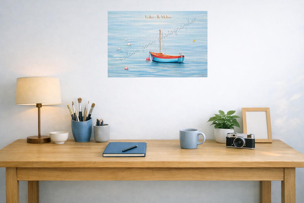 affiche vintage voilier ile molène, ici en idée de décoration accrochée au mur dans un bureau