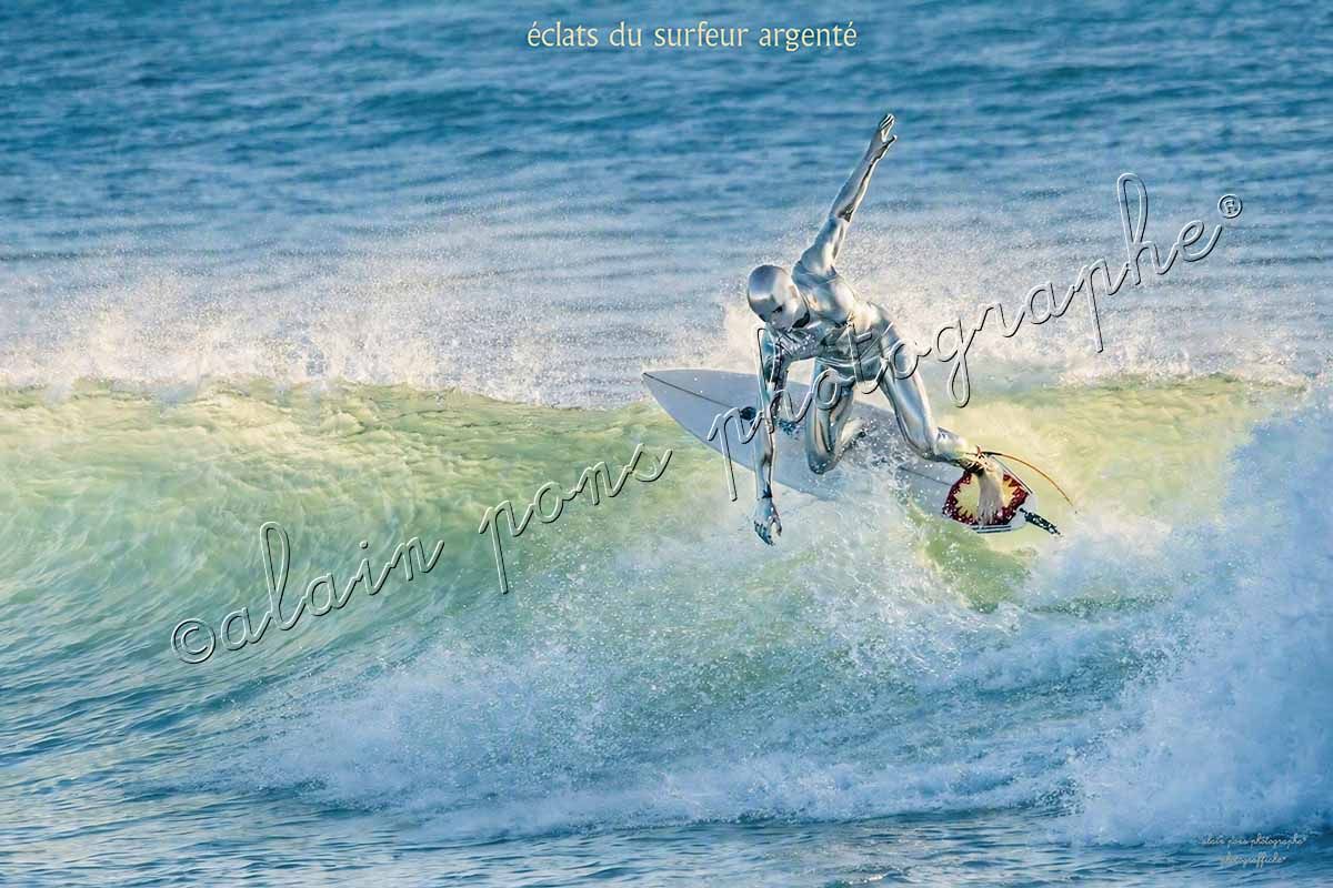 affiche vintage éclats du surfeur argenté