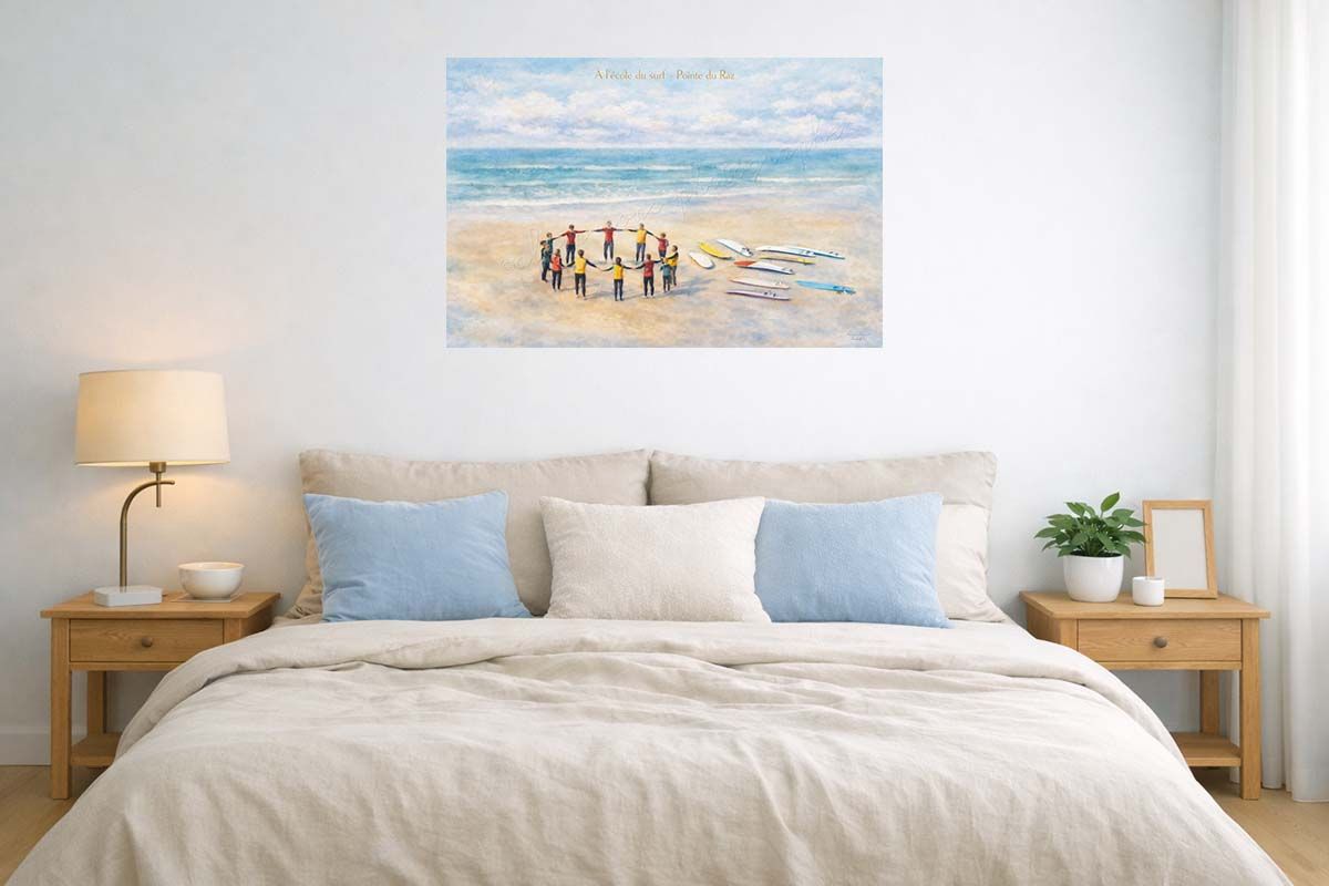 affiche vintage école de surf à la pointe du raz, baie des trépassés, ici en suggestion de décoration dans une chambre